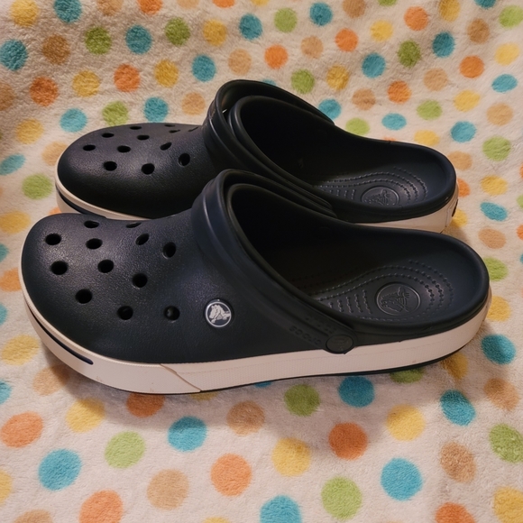 ❌️SOLD❌️ Crocs Crocband Slip On Sandals Waterproof Navy Mens 9 Womens 11 - Picture 3 of 13